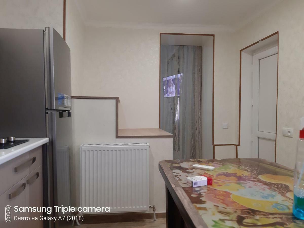 Appartamento Georgi Apartament 2 Tbilisi Esterno foto